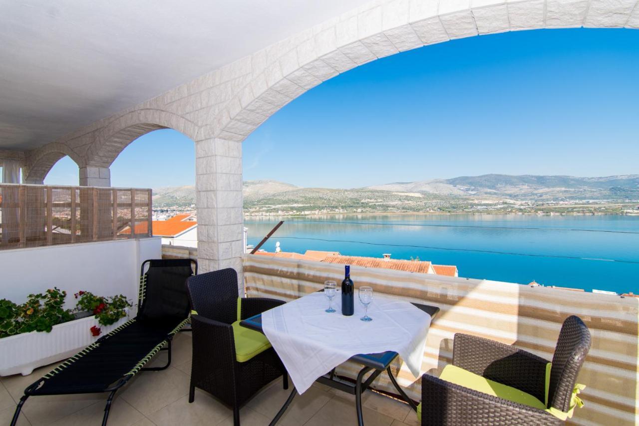 Holidays Apartments Slanada With Terrace And Sea View, Near The Beach & Town Trogir, Free Parking, Quiet Place On Peninsula Ciovo ภายนอก รูปภาพ